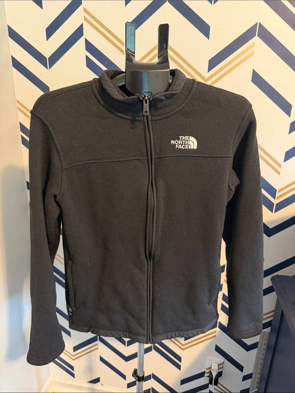 The North Face youth XXL Black Full-Zip Fleece Jacket